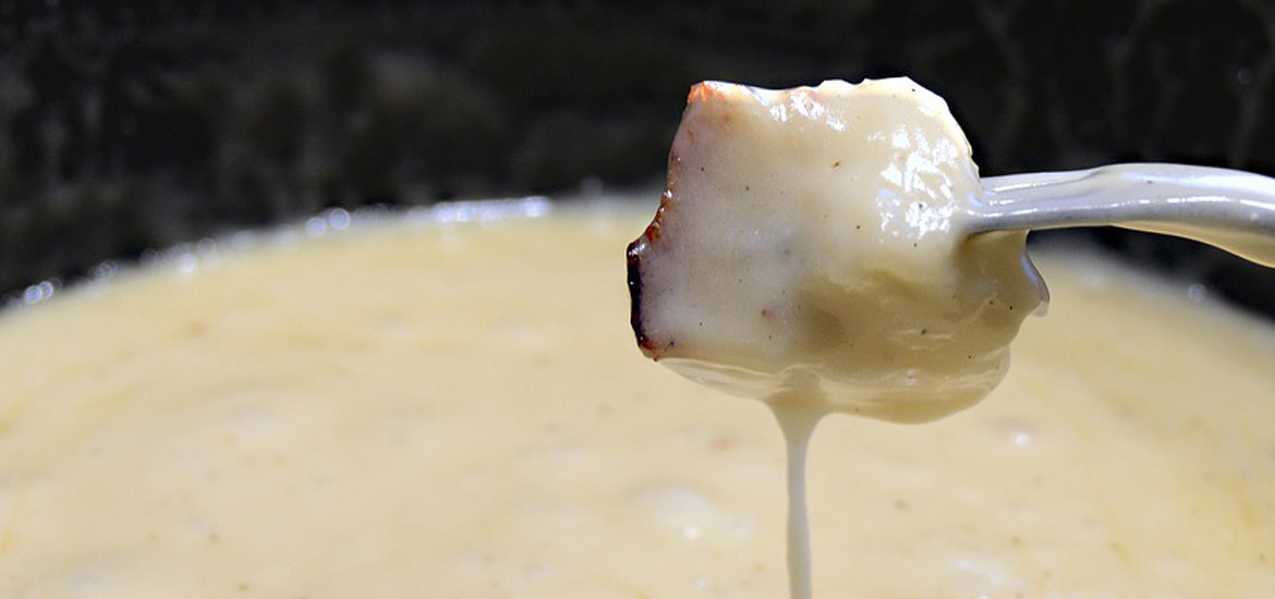 Tirolez ensina a fazer fondue de queijo