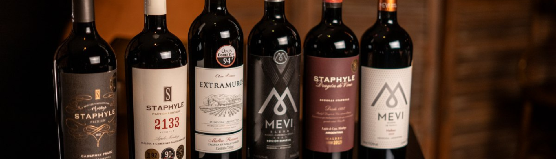 Como escolher o vinho ideal para carnes e peixes no Pobre Juan Recife
