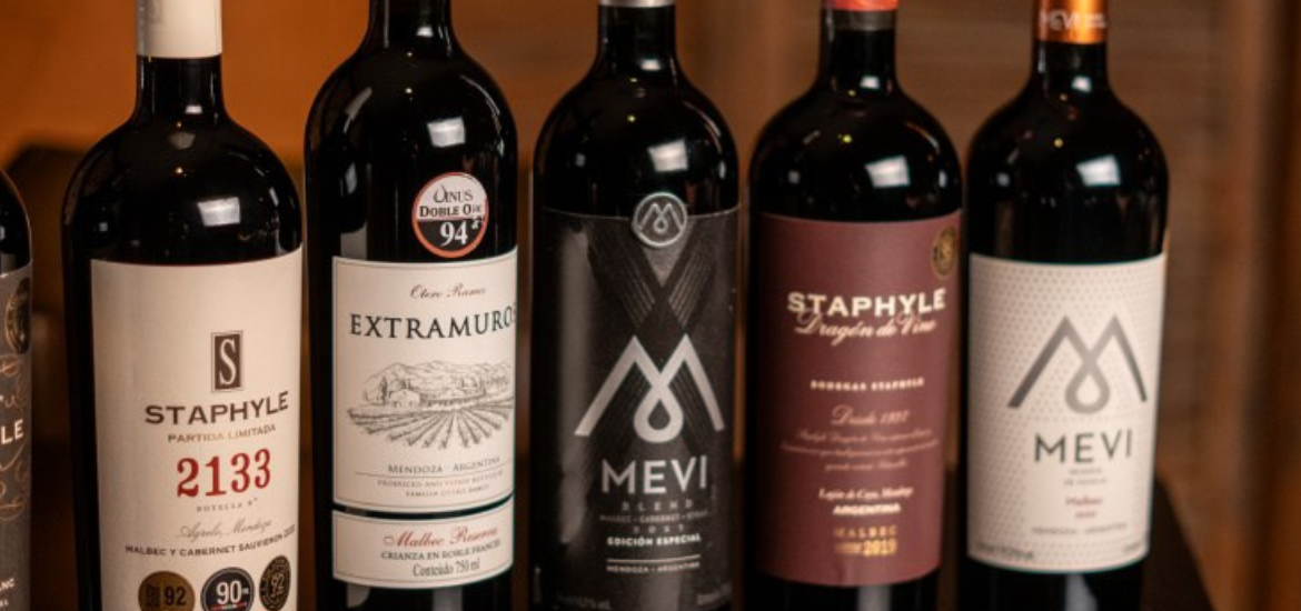 Como escolher o vinho ideal para carnes e peixes no Pobre Juan Recife